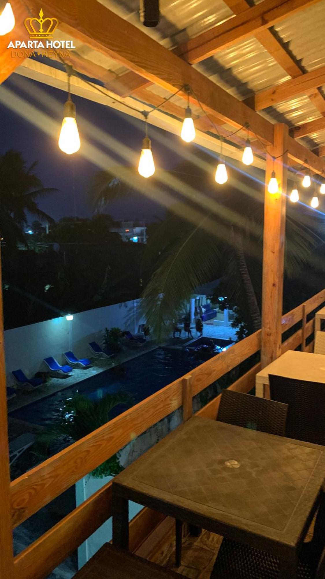 Apartahotel Dona Reyna Alojamientos En Santo Domingo A 5 Min De Aeropuerto Internacional Las Americas El Higo Esterno foto