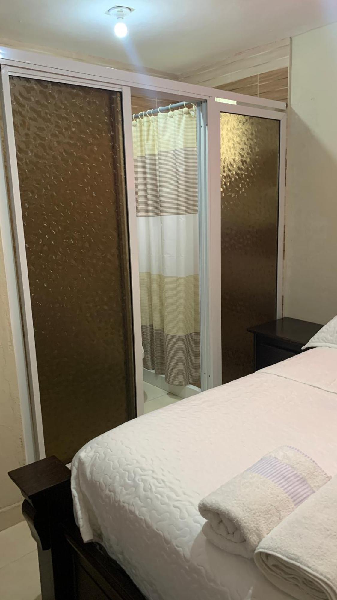 Apartahotel Dona Reyna Alojamientos En Santo Domingo A 5 Min De Aeropuerto Internacional Las Americas El Higo Esterno foto